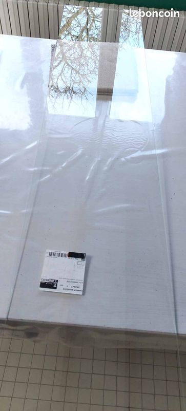 Vitre 167 x 37 cm verre trempé 4 mm bords polis (image 1)