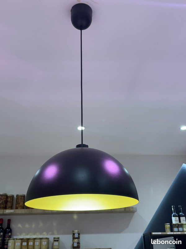 Suspension métal (image 1)