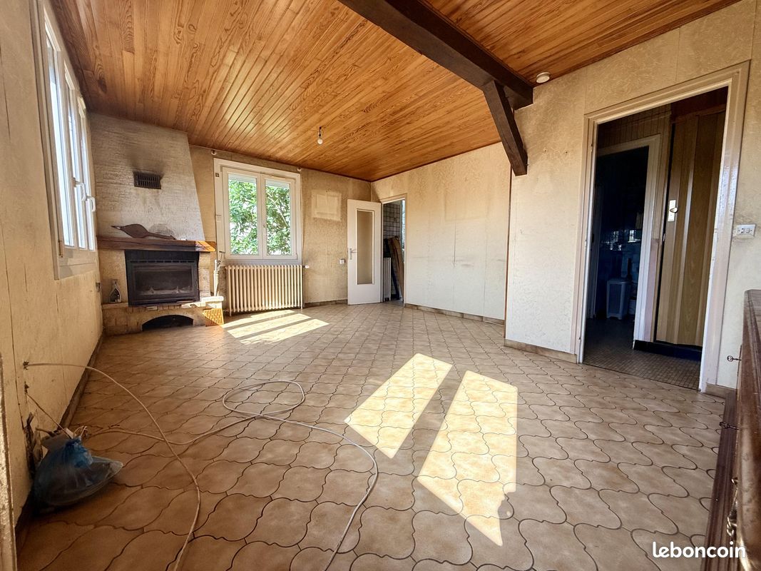 Maison 5 pièces 94 m² · à Le Plessis-Brion · 94 m² · 178 000 €