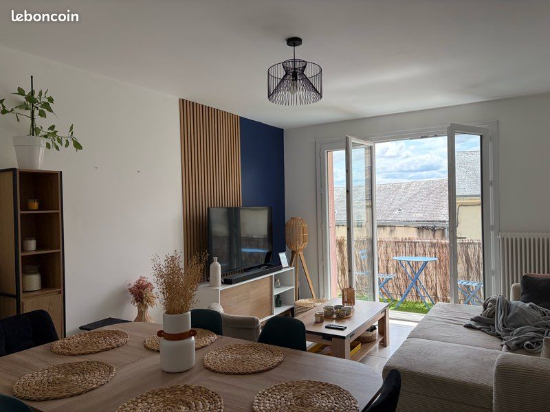 Appartement 3 pièces 73 m² · à Niort · 73 m² · 14 900 €