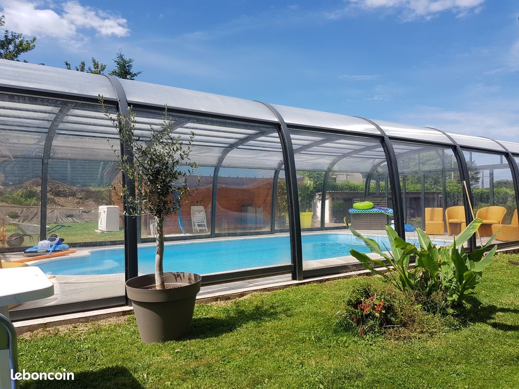 Gîte avec piscine couverte (image 2)