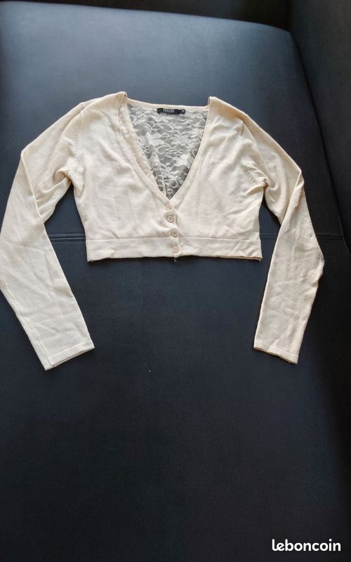 Gilet court neuf type bolero dos dentelle|Taille M 38/40 (image 2)