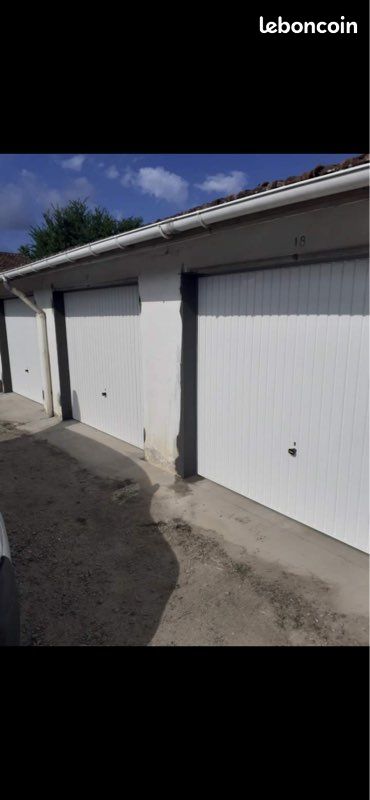 Location garage box · à Mont-de-Marsan · 90 €