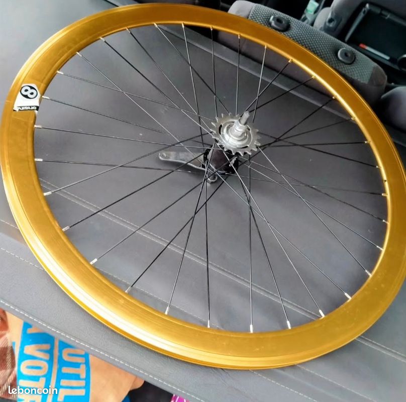 Combien coûte la peinture du capot de voiture