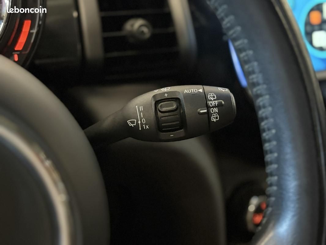 Mini Cooper 5 Portes One 102 ch BVA7 Finition Salt (image 36)