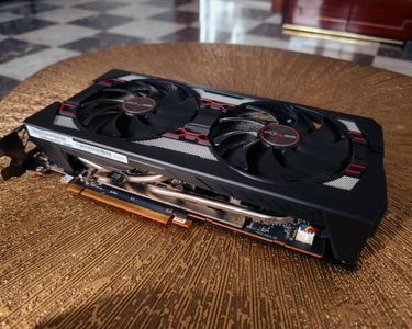 La XFX RX 5700 XT THICC2 en images - 59 Hardware