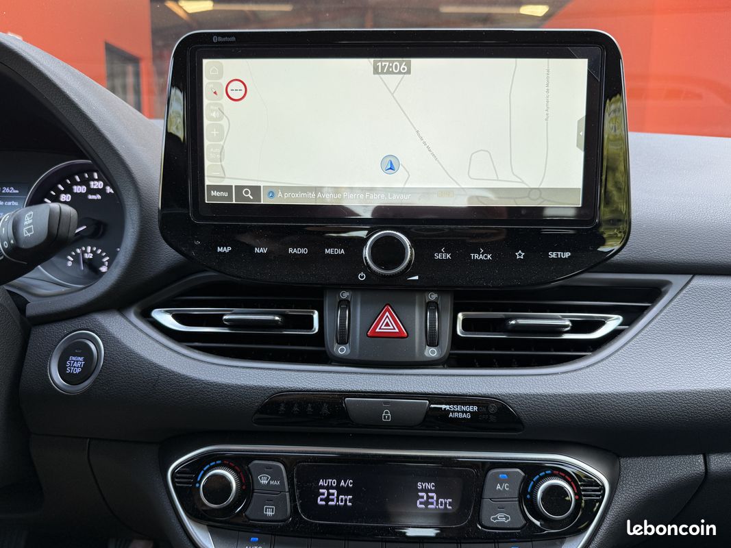 Hyundai i30 sw TGDi 120 MHEV CREATIVE DCT 7 BREAK (image 6)