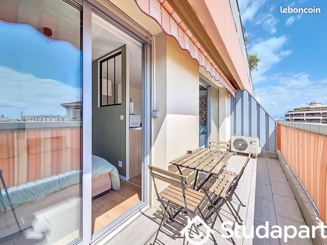 Appartement 2 pièces 28 m² · à Antibes · 28 m² · 990 €