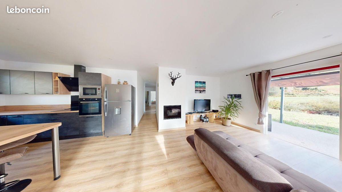 Propriété 6 pièces 143 m² - Bidarray 64780 (image principale 5)