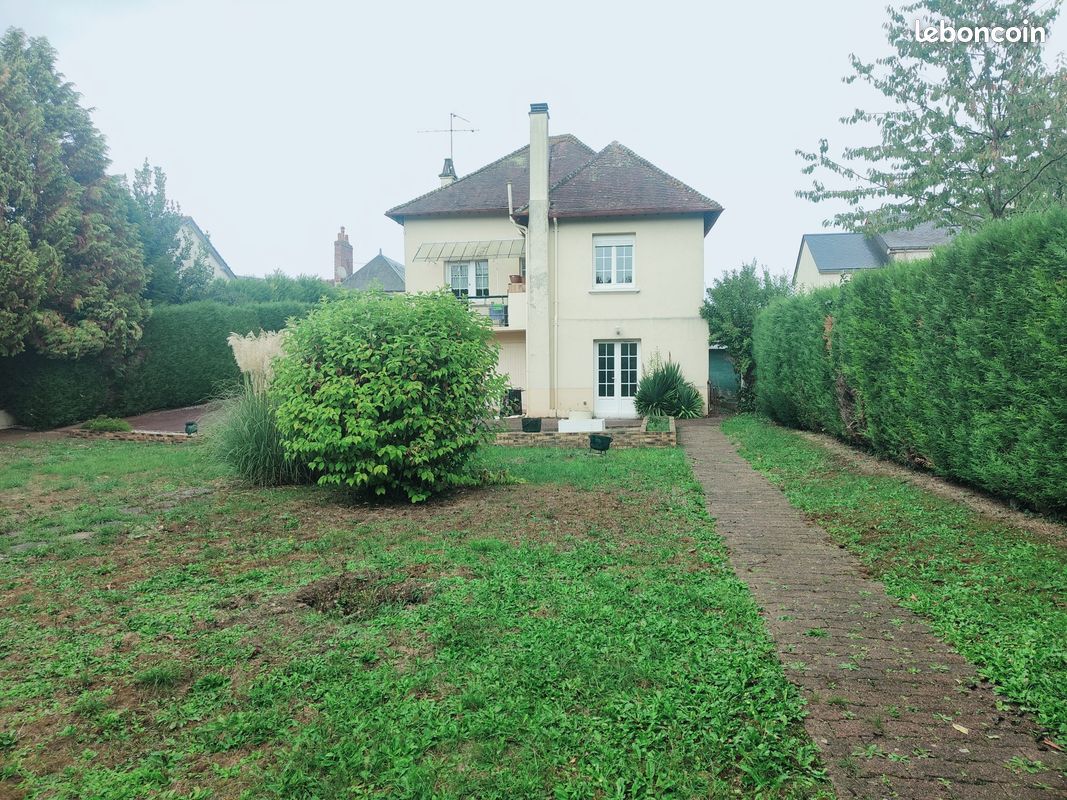 Maison 4 pièces 77 m² · à Sées · 77 m² · 172 000 €