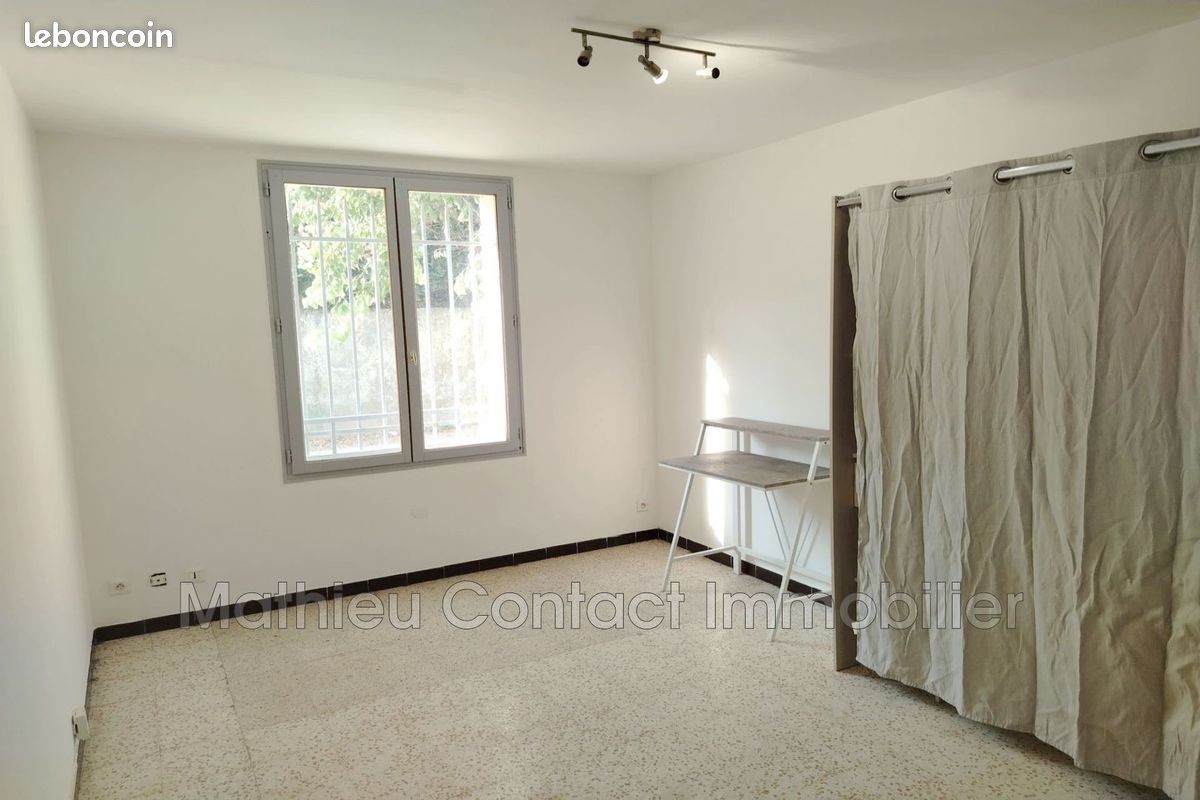 Appartement 1 pièce 25 m² · à Nîmes · 25 m² · 415 €/mois