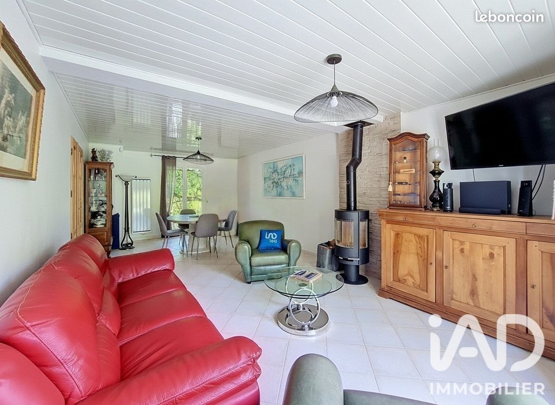 Maison 5 pièces 110 m² · à Nanteuil-lès-Meaux · 110 m² · 339 000 €