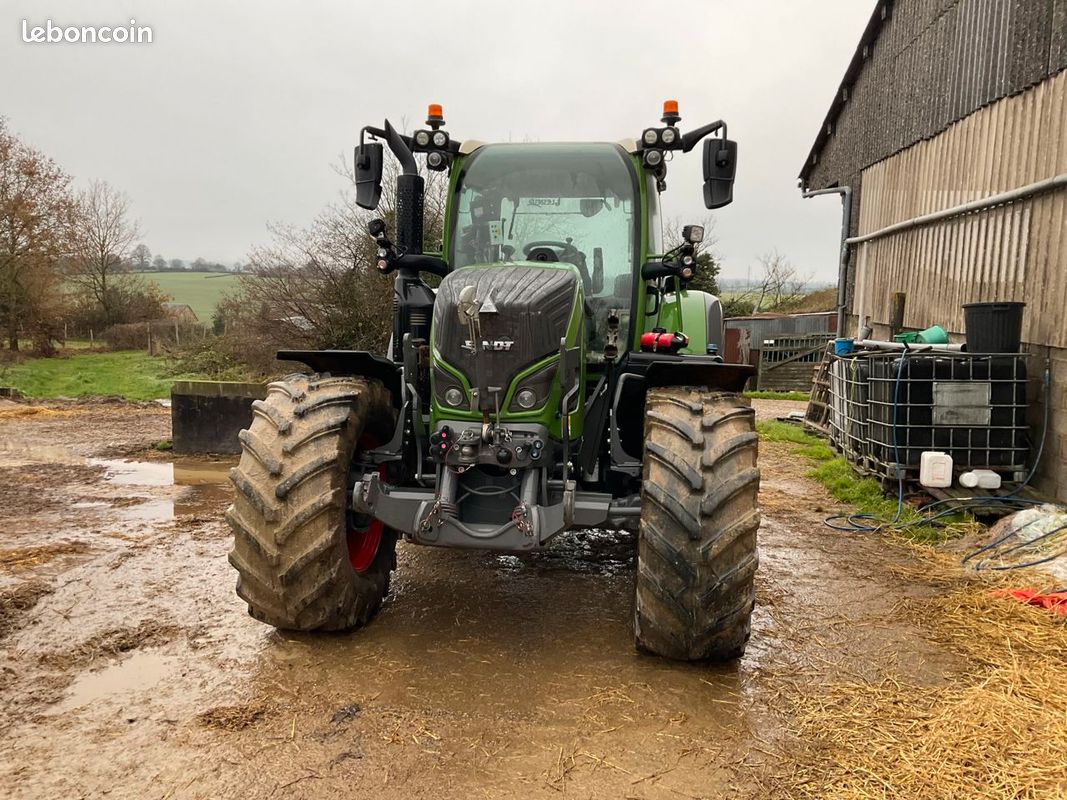 Fendt 716 VARIO - Tracteurs