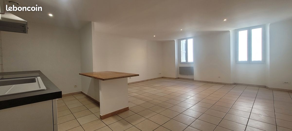 Appartement 4 pièces 80 m² · à Alès · 80 m² · 570 €