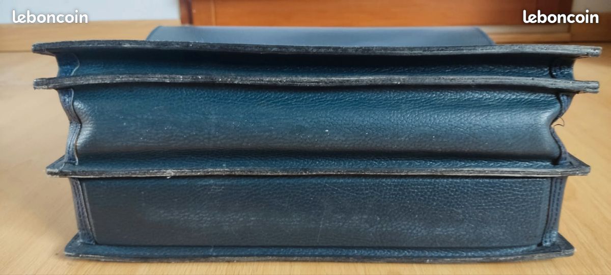 Sacoche cuir bleu à compartiments (image 5)