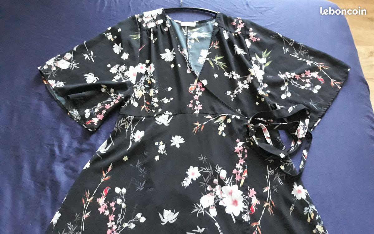 Robe asymétrique portefeuille noire fleurs cache cache t 40 neuve (image 9)