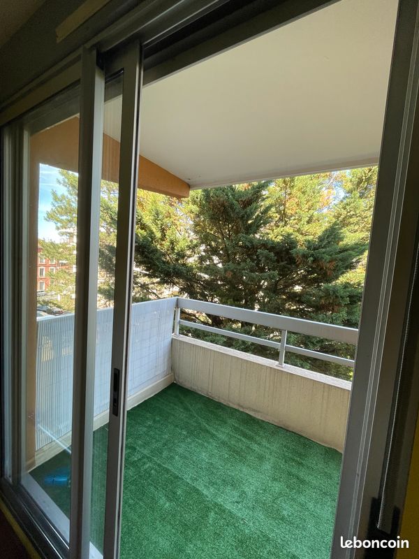 Appartement 1 pièce 32 m² · à Villefranche-sur-Saône · 32 m² · 400 €