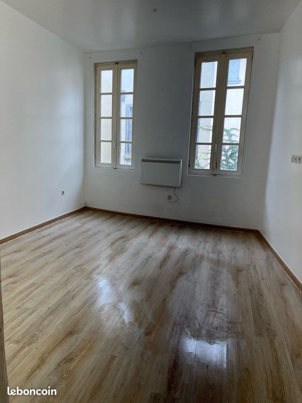 Appartement 1 pièce 25 m² · à Castres · 25 m² · 350 €/mois