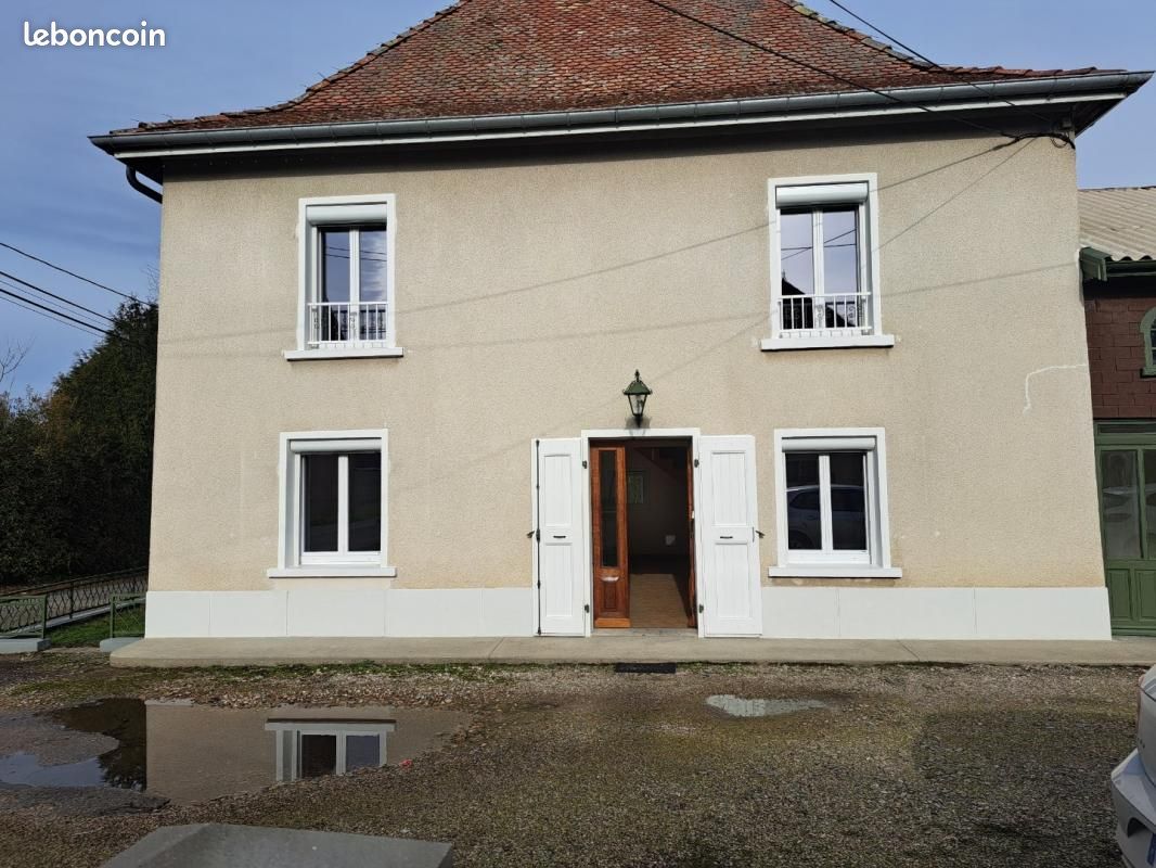 Maison 4 pièces 99 m² · aux Abrets en Dauphiné · 99 m² · 1 000 €/mois