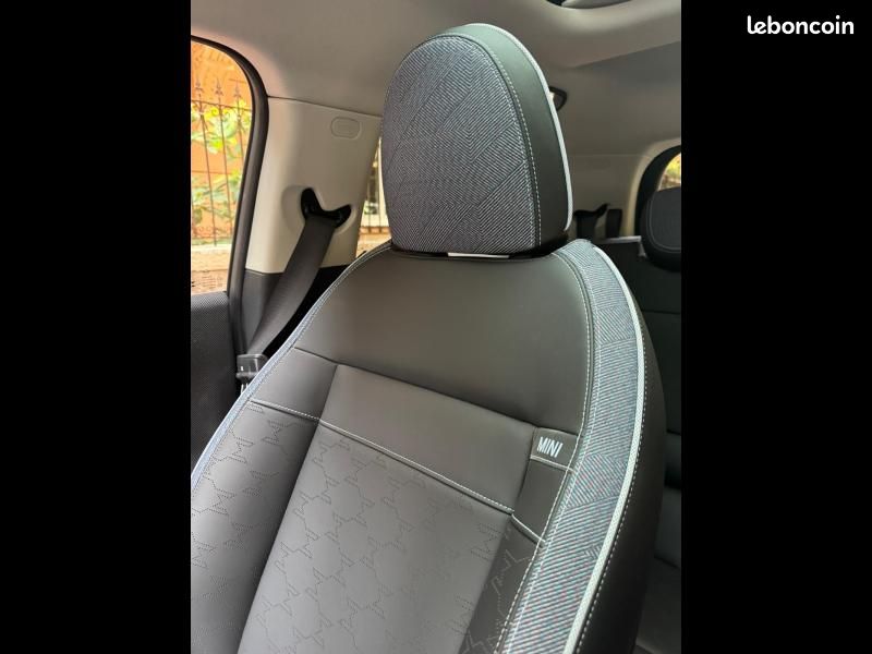 Mini Cooper 3 Portes SE 218ch Favoured (image 14)