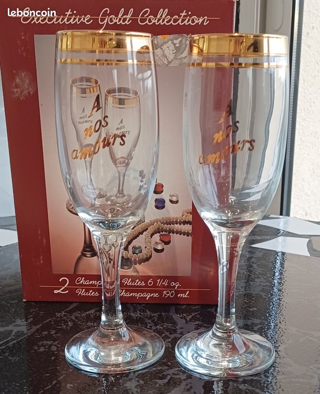 Coffret de flûtes à Champagne Neuve (image 2)