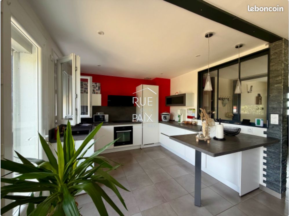 Maison 5 pièces 84 m² · à Châtillon-sur-Thouet · 84 m² · 850 €/mois