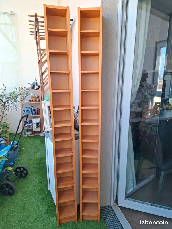 Lot meubles IKEA Billy: 3 bibliothèques 1 vitrées, 2 range-CD & meuble d'angle (image 2)