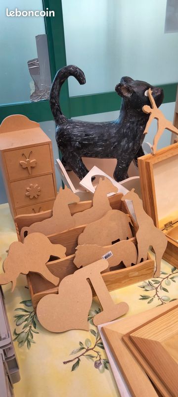 Lot de 40 Pendentifs en Bois de Pâques avec Ficelle, DIY Oeufs de Lot de 40 Pendentifs en Bois de Pâques avec Ficelle, DIY Oeufs de
