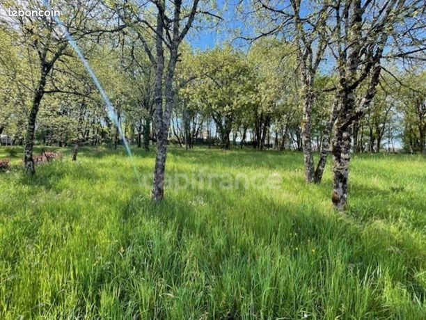 Terrain 1 710 m² Martel