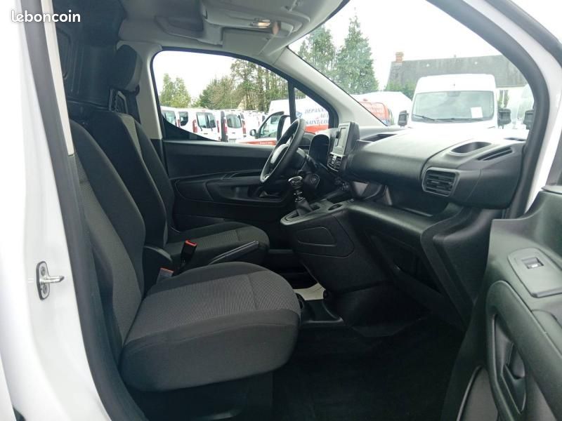 Citroen Berlingo Van 10 750 HT 1.5 BlueHDi 100ch (image 9)