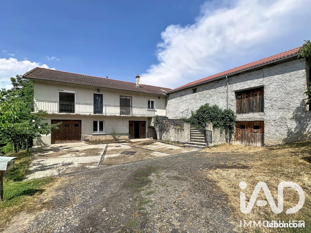 Maison 7 pièces 123 m² · à Coubon · 123 m² · 248 000 €
