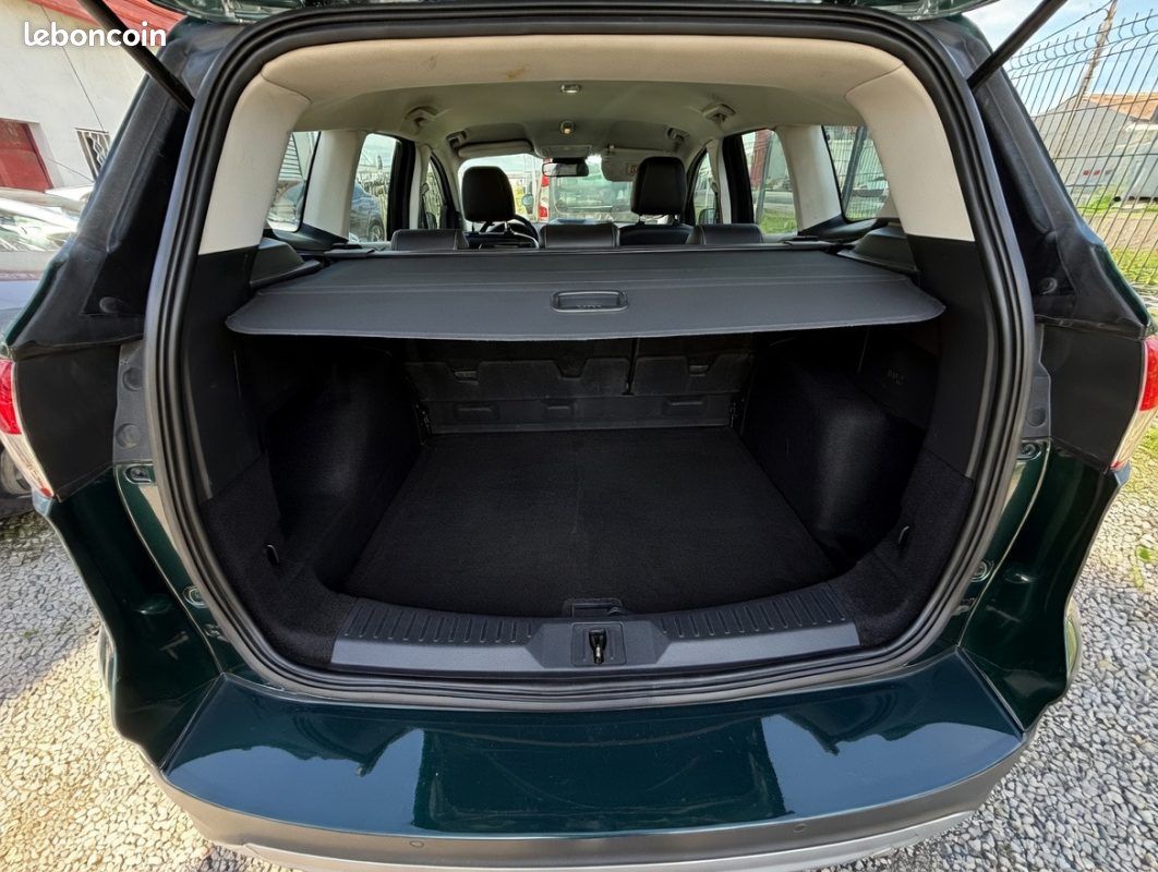 Ford kuga 2.0 tdci 120ch titanium 2016 (image 8)