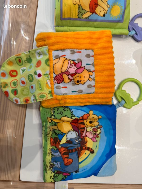Peluche interactive Devine et découvre avec Winnie l’Ourson Tomy (image 10)