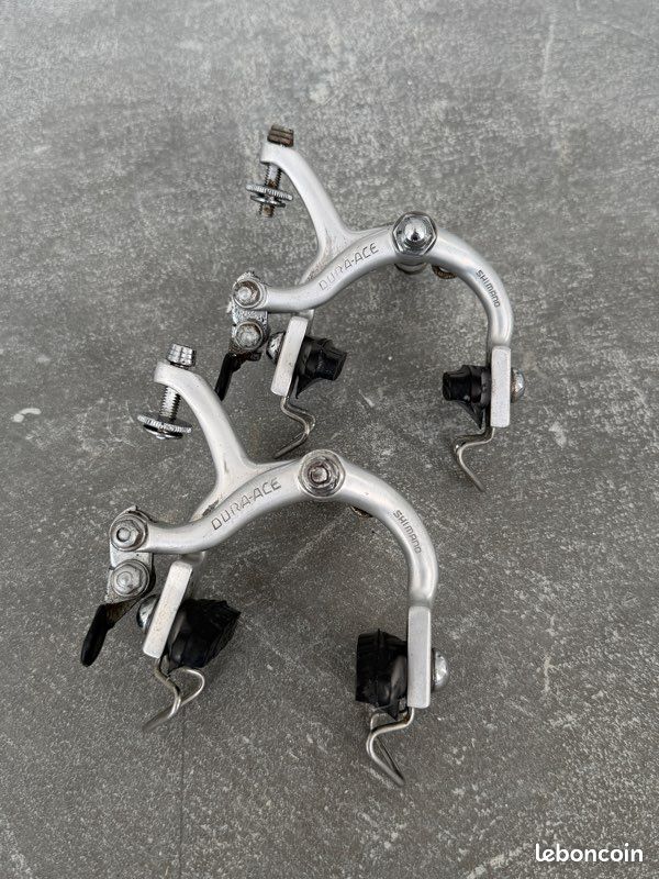 Etrier de frein avant Shimano Dura Ace IBR9010F82 Direct Mount - Étriers