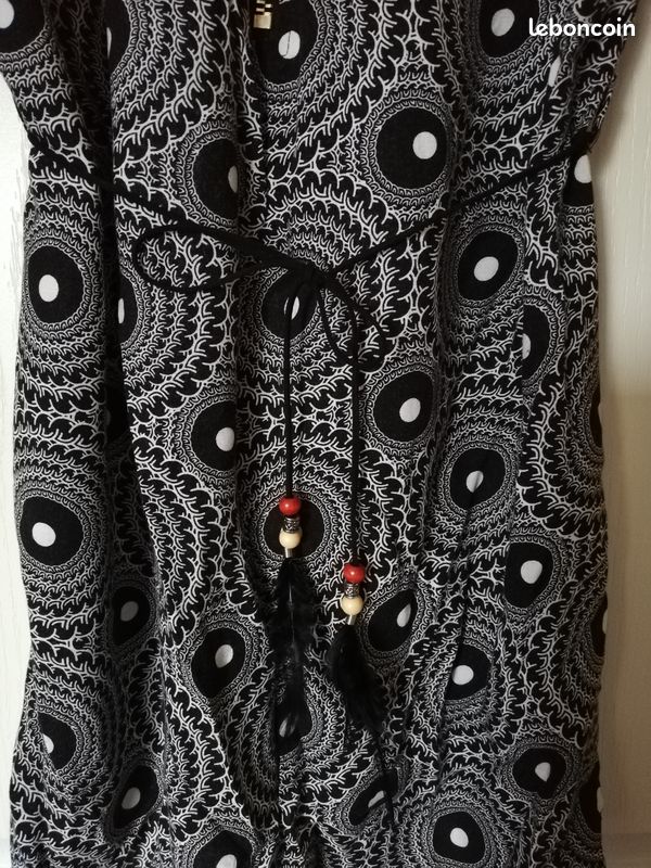Tunique longue grise et noire avec ceinture (image 3)