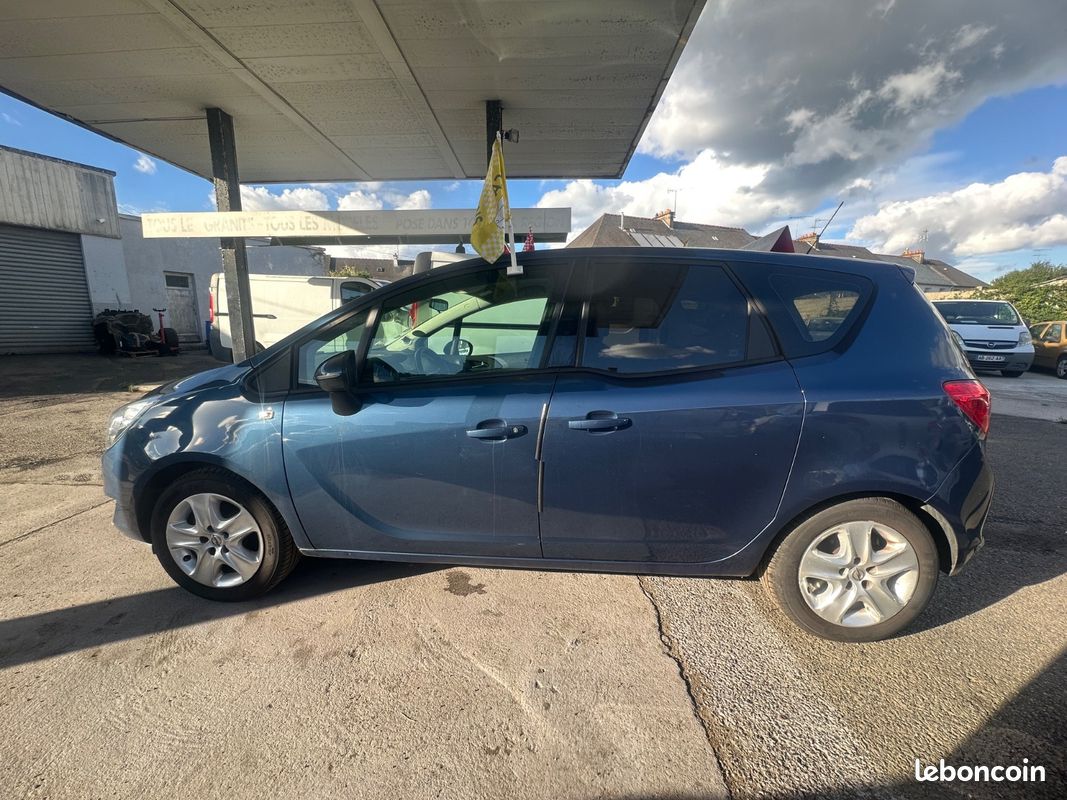 Opel Meriva 1.4i 120 cv (image 1)