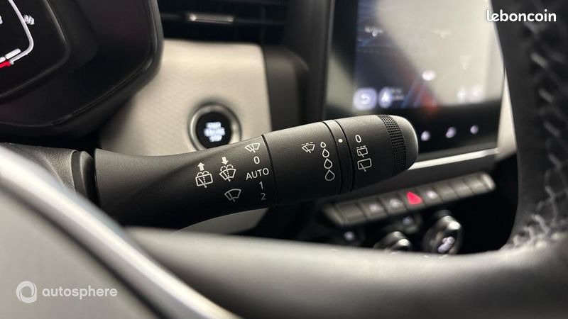 Renault Clio 1.6 E-Tech hybride 140ch Intens -21N (image 29)