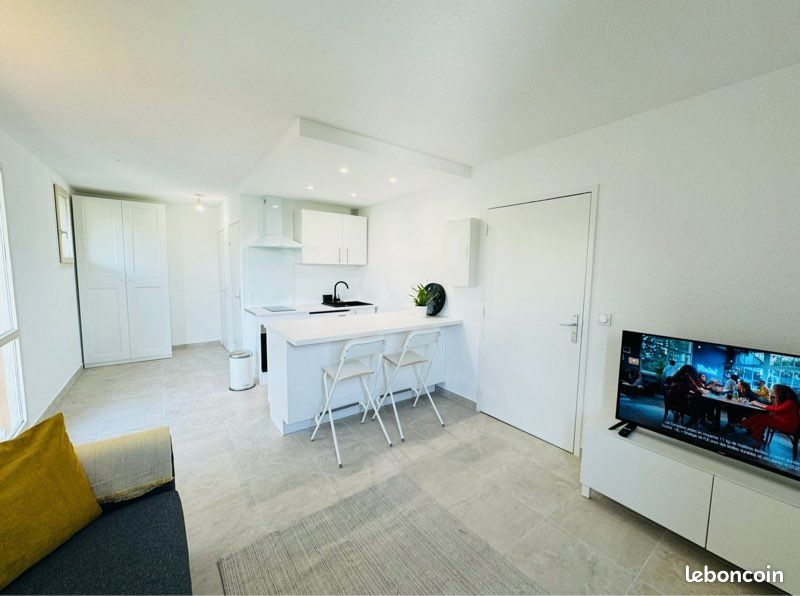 Appartement 1 pièce 25 m² · à Saint-Mandrier-sur-Mer · 25 m² · 680 €/mois