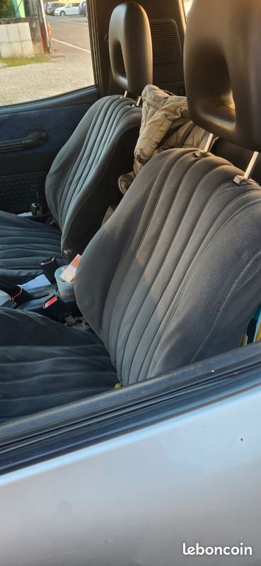 Toyota rav4 phase 1 (image 3)