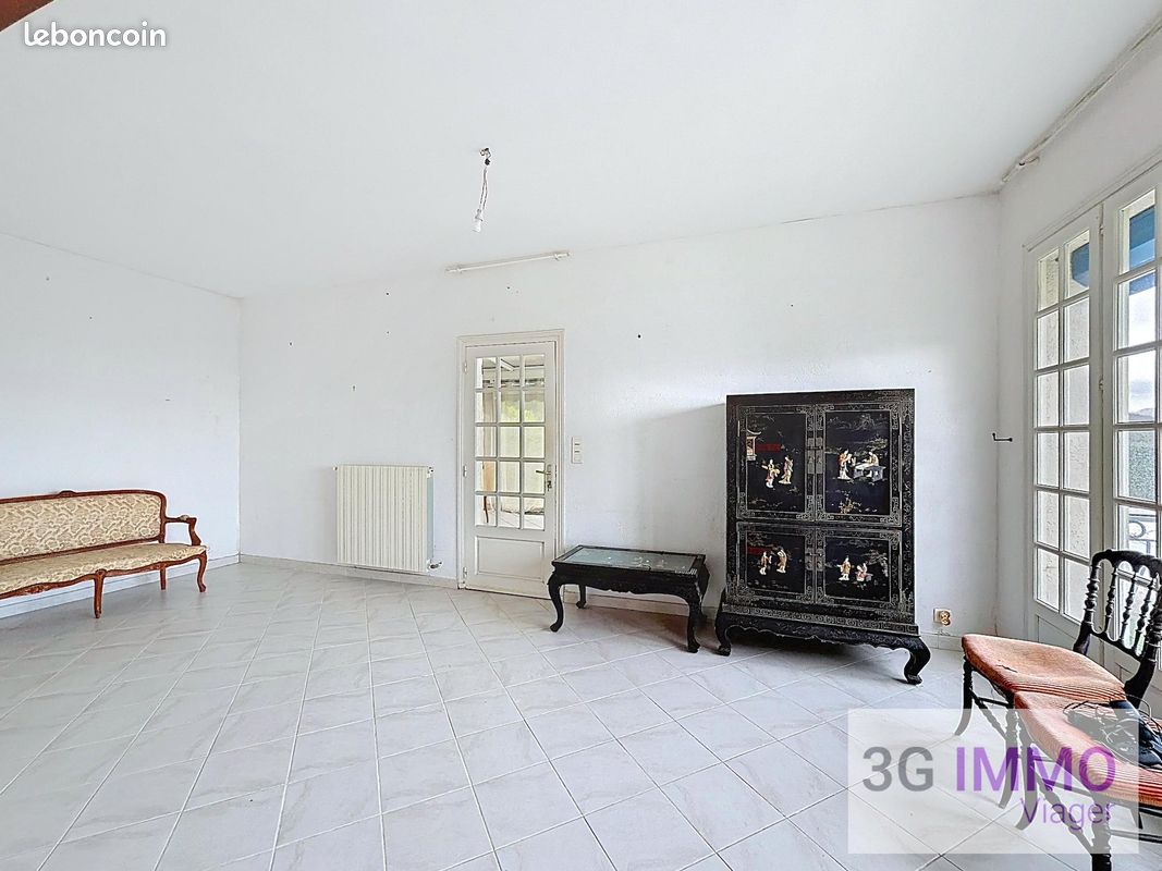 Viager | Maison de plain-pied | 6p | 4ch | 208 m² | Santa-Maria-Poggio | Expo Sud-Est | Terrasse · Jardin · Piscine (image 5)
