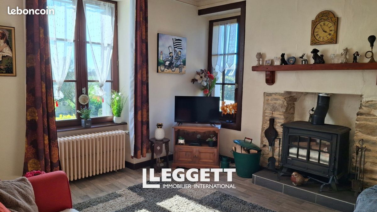 Maison 4 pièces 121 m² · à Plouguenast-Langast · 121 m² · 141 000 €