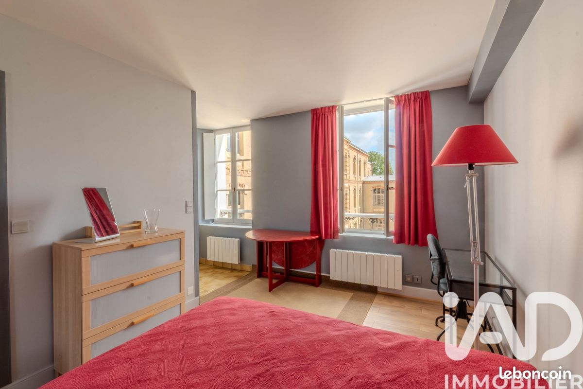 Appartement 1 pièce 28 m² · à Fontainebleau · 28 m² · 165 000 €