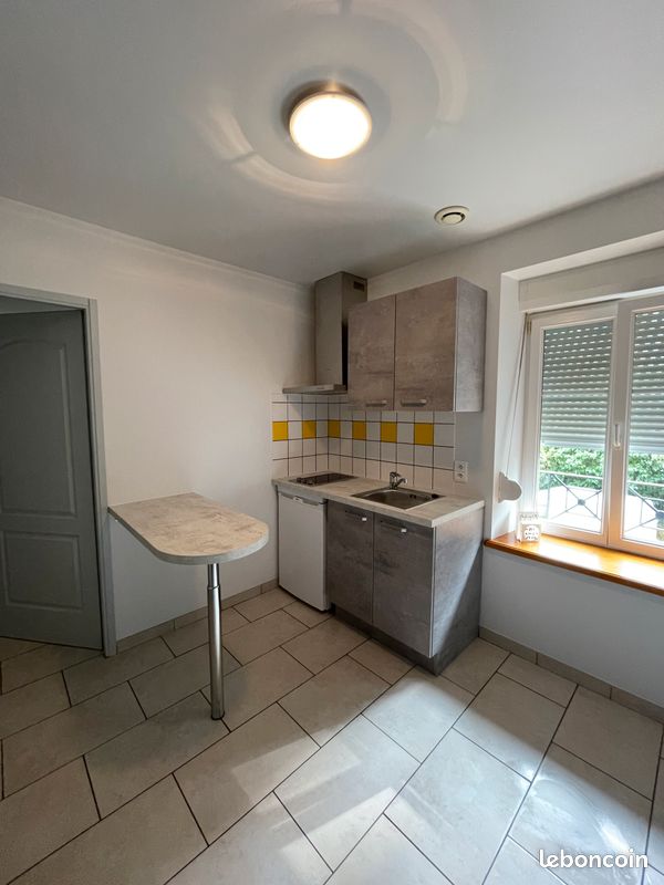Appartement 2 pièces 29 m² · à Neufchâteau · 29 m² · 390 €