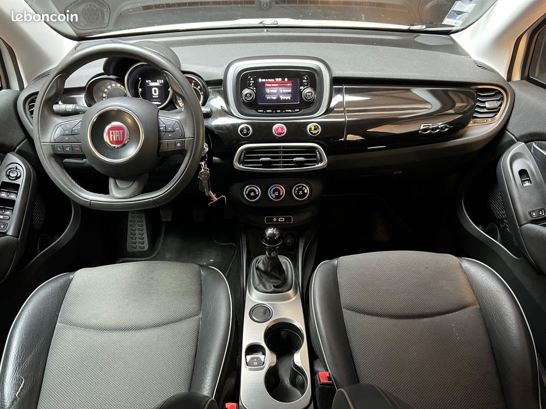 FIAT 500X 1.6 E-TORQ 110 LIVE EDIZIONE 4X2 / ATTELAGE / LIMITEUR - RÉGULATEUR / CLIMATISATIOn (image 3)