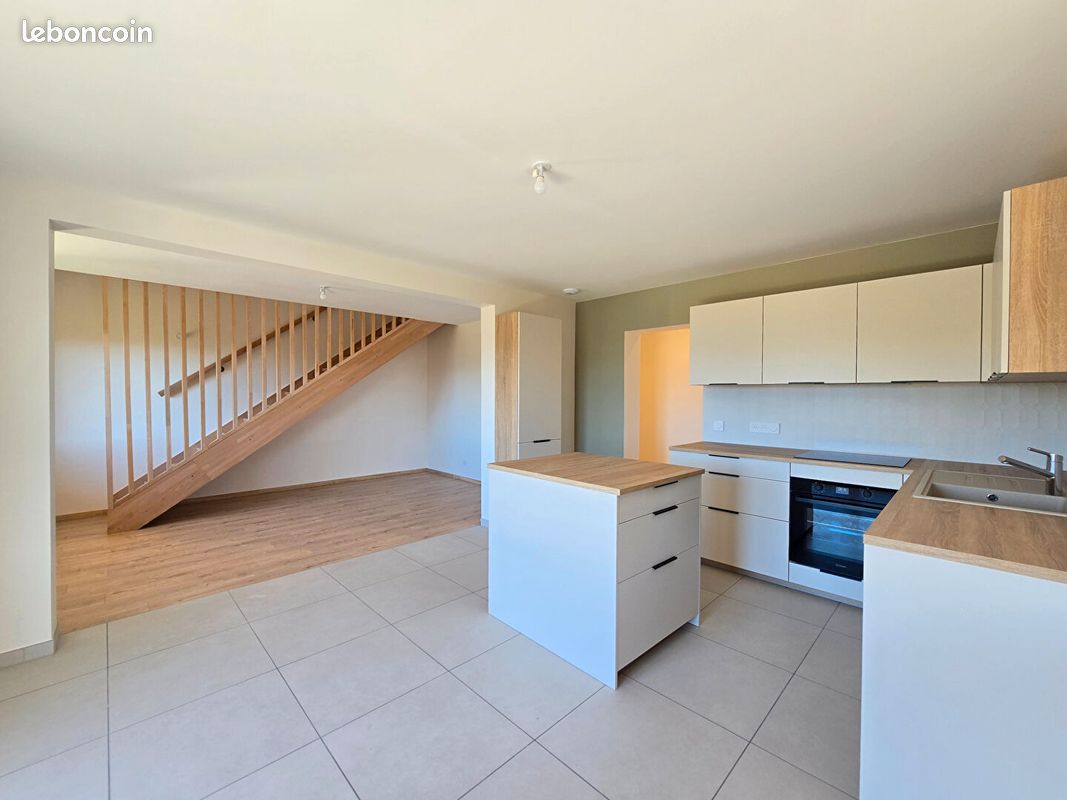 Appartement 4 pièces 114 m² · à Beaumont · 114 m² · 2 420 €/mois