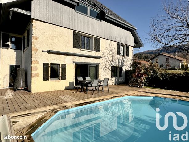 Maison 6 pièces 197 m²