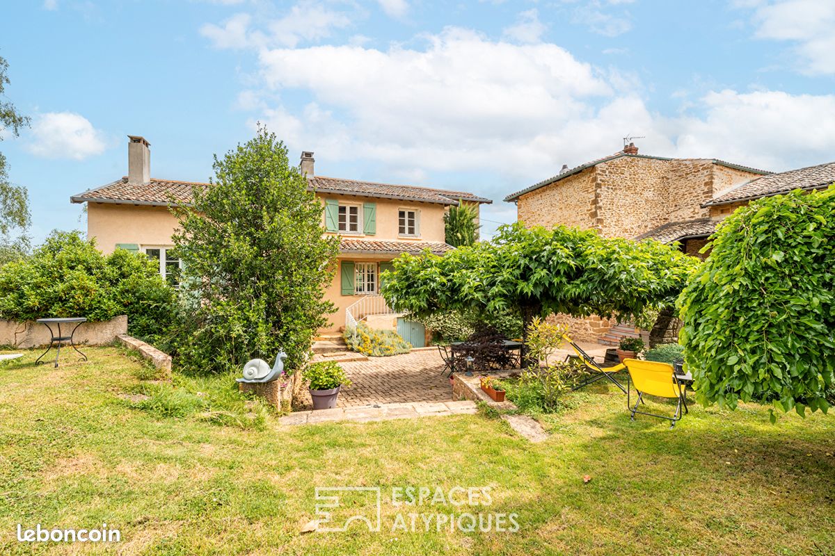 Maison 6 pièces 140 m² · à Porte des Pierres Dorées · 140 m² · 499 000 €