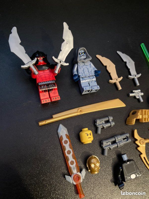 Petit lot de personnages lego (image 1)
