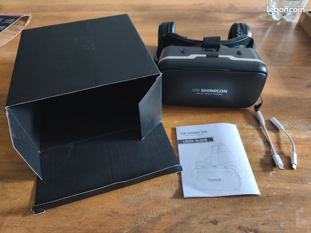 Casque de réalité virtuelle (image 1)