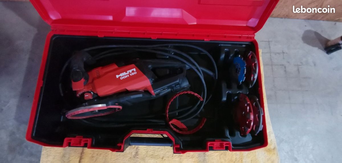 PONCEUSE À BETON HILTI DG150 et son convertisseur DPC20